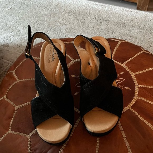 Clark's Sandals - Picture 2 of 5